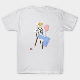 Girl with a baloon T-Shirt